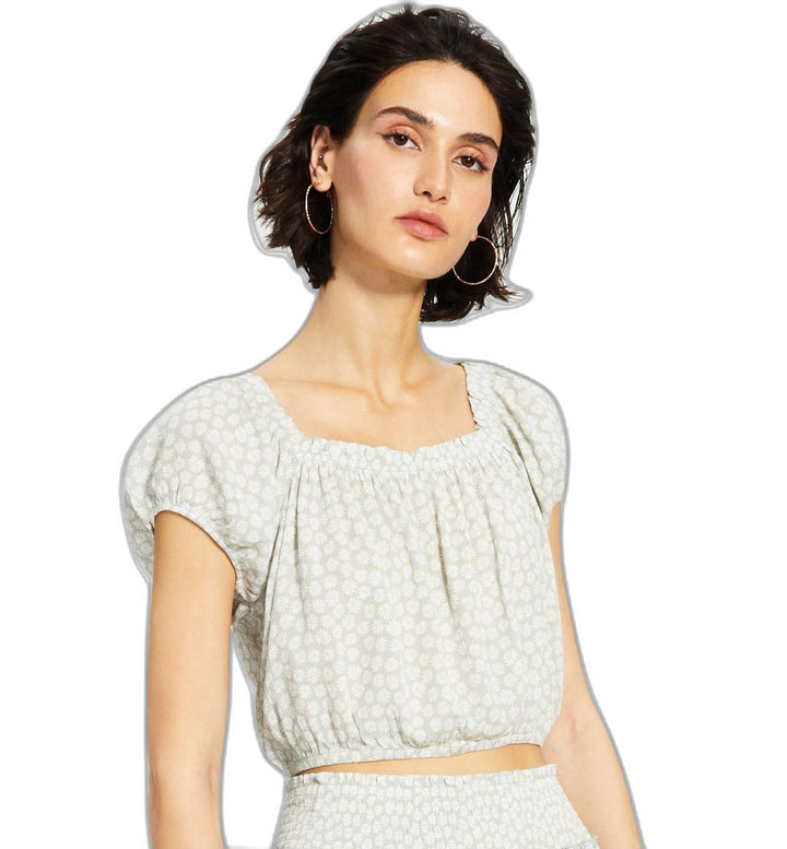 Juniors' Puff-Sleeve Top