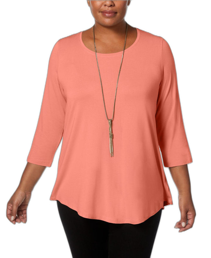 Plus Size Scoopneck Top