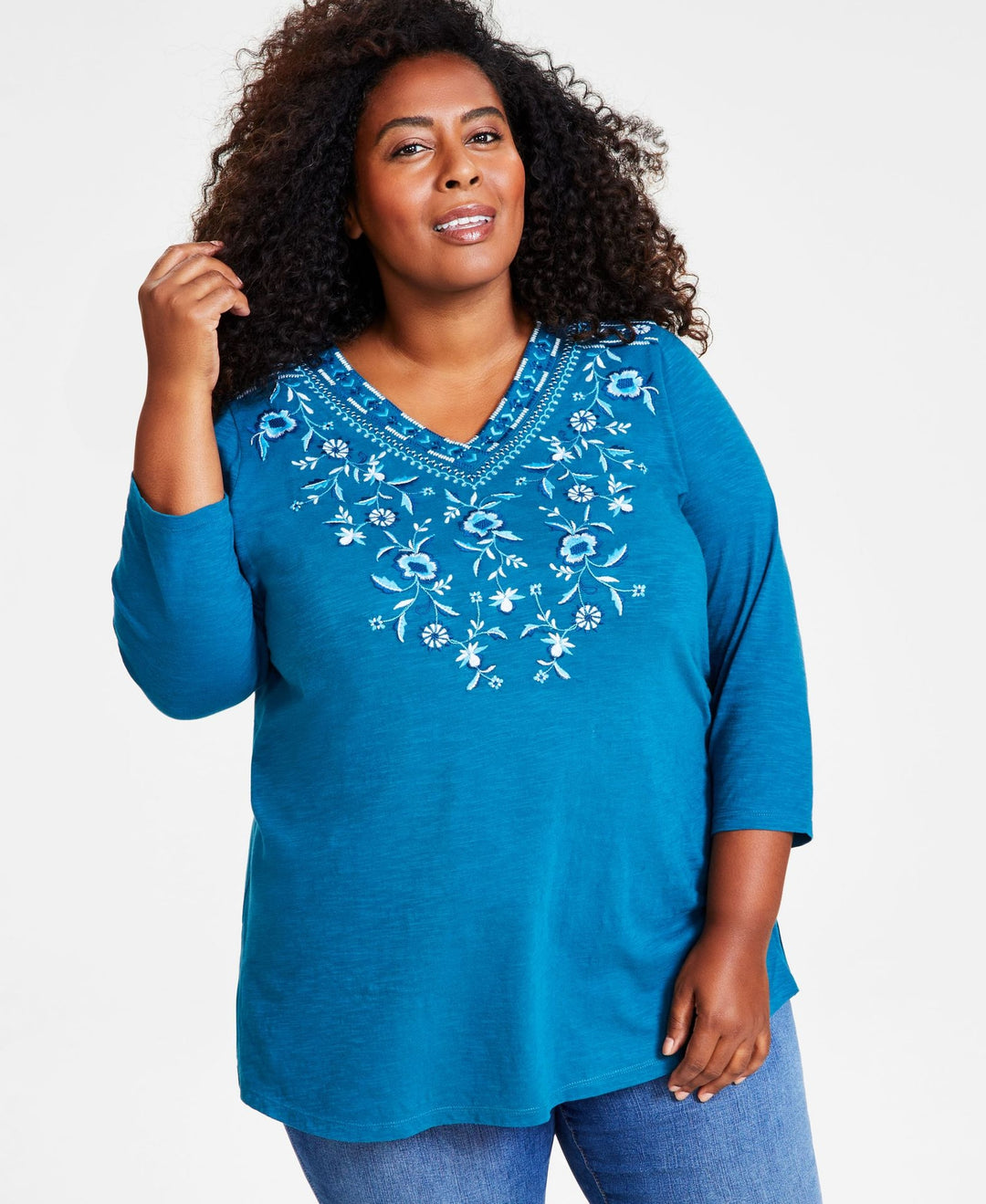 Plus Size Embroidered V-Neck Knit Tunic Top