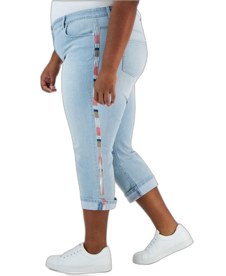 Plus Size Curvy Cuffed Capri Jeans Sol Embroidered 24W